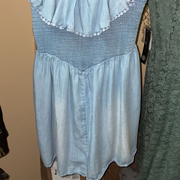 Romper - Picture 2 of 2